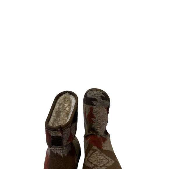 Aztec booties size 9 by Indigo Rd - Picture 5 of 5